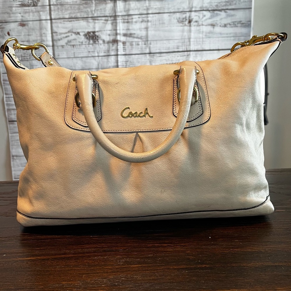 Coach‎ handbag